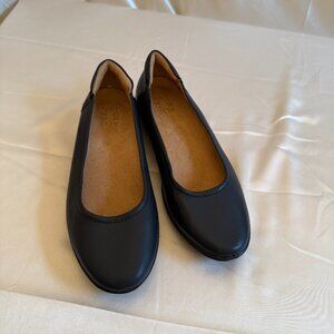 Naturalizer Flexy Women's Ballet Flat - Navy Size 7.5M